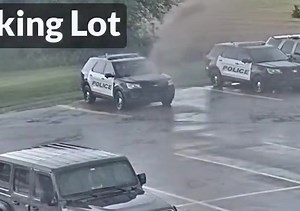 1.6M views · 9.1K reactions | En Oklahoma, el Newcastle emergency management compartió este vídeo del día de ayer donde un rayo cae en una patrulla. Afortunadamente no hay heridos. | Nashville Noticias | Facebook