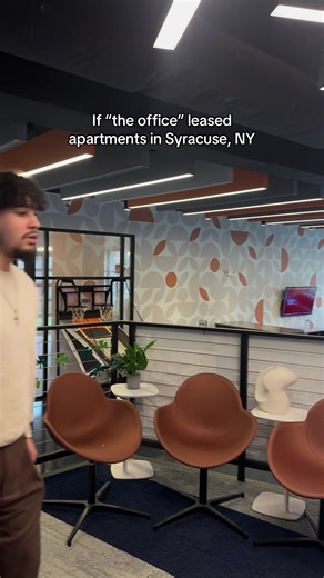 Who’s your favorite leasing agent? #syracuse #syracusehousing #studenthousing #syracuseny