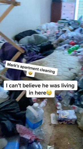 This one felt great! Yall dont be scared to ask for help when you need it, its never too kate, or too bad!🖤 #cleaning #cleaningmotivation