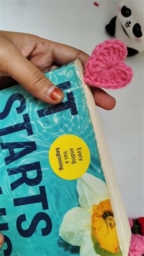 Can you believe this crochet bookmark takes less than 10 mins | Crochet easy Bookmark #crochetshorts