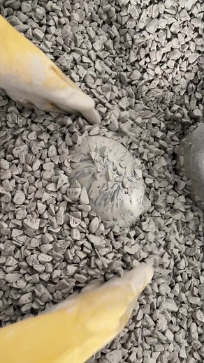 #crystals #crystals #crystalshopping #gemstones #fyp #fpyシ #mystery #skullartwork #crystalskull #crystalhealing #foryou #mysterybox #fypシ