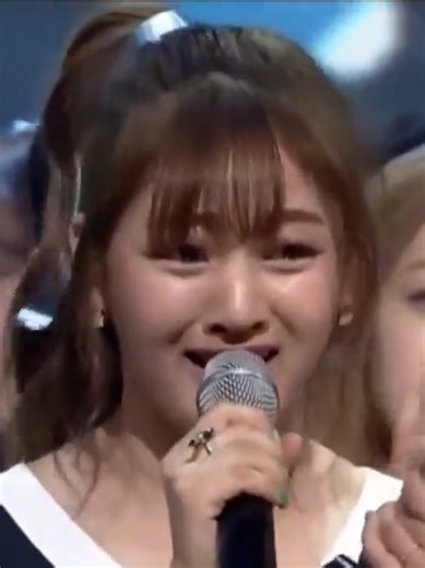 TWICE's First Win with 'CHEER UP' - ENCORE M Countdown 2016.05.05