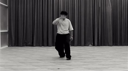 Indri on Instagram: "“ Confident is key period…..” Choreo by @be.inwjm Song by Justin bieber is “ Confident “ #choreo #dance"