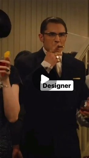 Alejandro Abdon⚡️•UI/UX | Graphic Designer & Creator on Instagram: "Designer vs Developer Always like this 😂😂😂 Are you related to same situation ? 📍 did you find this helpful? Let me know in the comments :) Remember to save this reel so that you don’t forget about 💯💯 My new brand coming soon : "My mindset is my life"🔥🔥🔥 Follow the page for more content!!!🔥🔥🔥 Share with me in comments 😉👇🏻👇🏻👇🏻 #meme #fun #funny #design #designer #client #pain #ui #ux #dailyui #dailyux #learndesi