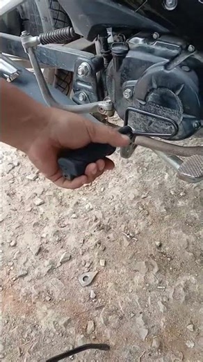 How to install a motorcycle footrest properly and correctly #automobile
