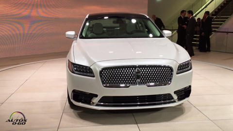 Debut del Lincoln Continental 2017 en el North American International Auto Show en Detroit