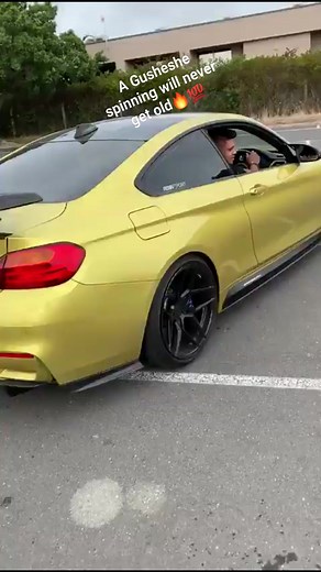 11K views · 408 reactions | A Gusheshe spinning and burning rubber will never get old | Motospot bw | Facebook