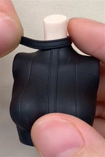 Clay figurine making process. #fyp#biscuit#foryou #bonequinhas #clay#ForYouPage#ClayCraft#ClayFigure#tutorial#anime