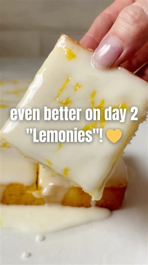 Lemon Brownies (45 Minutes, Perfect Easter Treat!) #lemonrecipe #springdessert