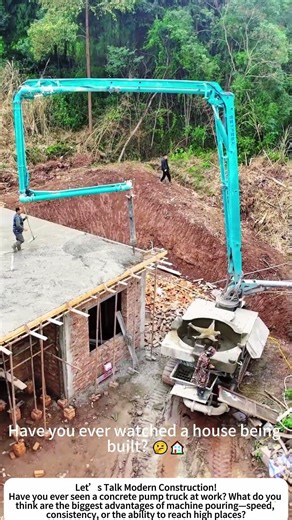 Concrete Pump Truck in Action – Pouring the Foundation of a New Home! 🏗️🚚