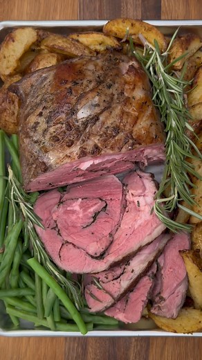 vivian huynh on Instagram: "Easy, showstopping, and delicious! Try this Sous Vide lamb leg recipe for Easter dinner this weekend🐰🫶🏼 Cooked using the @zwilling_ca Sous Vide Stick, makes this a fail proof, “set it & forget it” type of recipe 🤩 Lamb Leg Roast: - 4-5 lb boneless lamb leg, butterflied -1 tbs chopped rosemary -2 tbs chopped mint -1 tsp garlic powder -2 tbs olive oil -salt & pepper #dinnerideas #easter #dinner #AD"