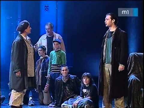Miskolci Nemzeti Színház: Valahol Európában c. musical: A zene az kell (2007)