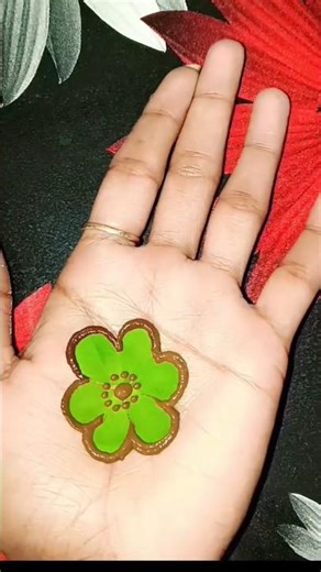 Easy Palm Mehndi Design | Flower Style 🌿 #mehndi