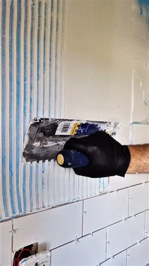 How to tile a kitchen splashback with subway tiles. #howto