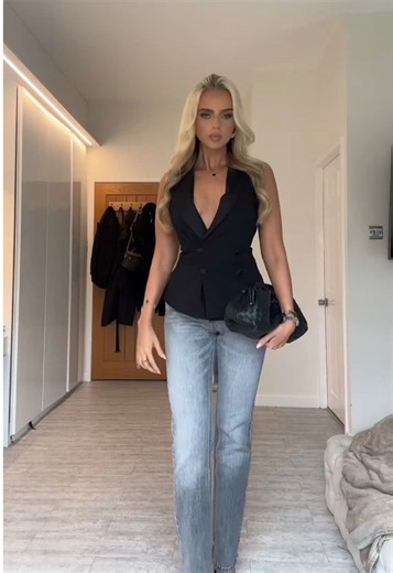 Leah (@leah__quinn)’s videos with original sound - 𝘭𝘦𝘢𝘩