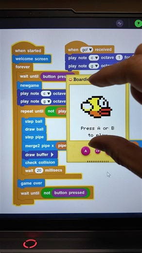 🔥Playing Flappy Bird on the CoCube Robot 🐦🎮 #tech #diy #gaming #hardware #ai