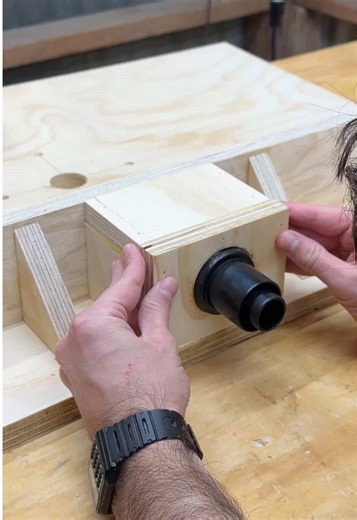 Innovative Router Table Design for Small Workshops