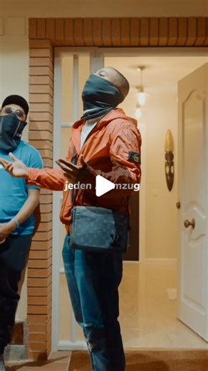 Mente | Ich will niemals weg von ihr ❤️ @hood.blaq . . . #deutschrap #hoodblaq #jamal #songs #liebe #verlassen #hiphop #musik #block | Instagram