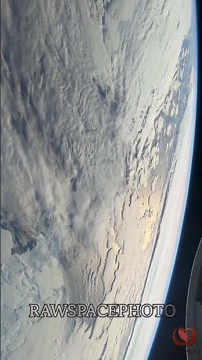 ISS OVER ANTARTICA: HANDHELD CAM - 4k #earth #antarctica