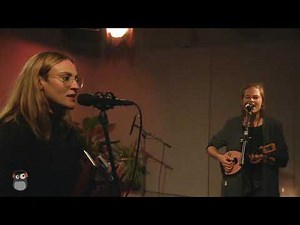 Catastrophe Waitress - Silent Talk || Live Session @uniFM Studio