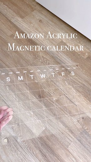 Comment link. I love this clear acrylic magnetic calendar. It comes with one calendar, one blank board, pens, holder, stickers and more. I’ll share to stories, Amazon22 highlight, or comment link. . . #acryliccalendar #calendar #wallcalendar #magneticcalendar #homeorganizer | Fancy Fix Decor