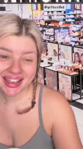 Customer Service Moments in Sephora Skits