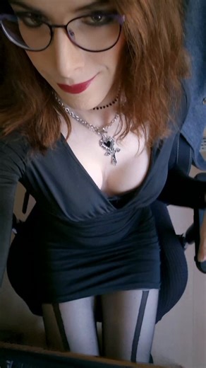 🖤😉🏳️‍⚧️