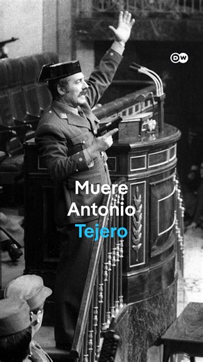 Ha muerto el teniente coronel Tejero, el protagonista del intento de golpe de 1981 en España El exteniente coronel de la Guardia Civil Antonio Tejero, que protagonizó la intentona de golpe de Estado del 23 de febrero de 1981 en España, falleció este miércoles a los 93 años. Su muerte coincide con la publicación de los documentos desclasificados de aquel golpe fallido. | DW Español