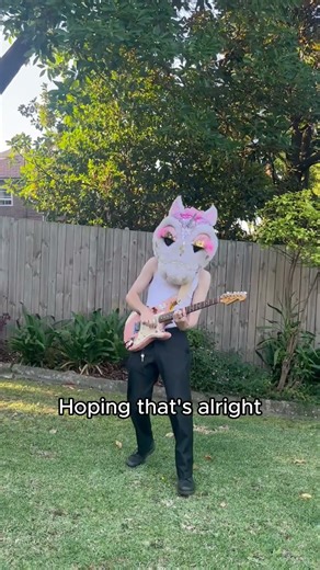 Updating your playlist 1 song at a time. Alive (not dead) by Daphnie #indiepop #altpop #indierock