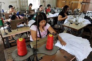 Senate focuses on easing burden of overworked, underpaid Filipinos