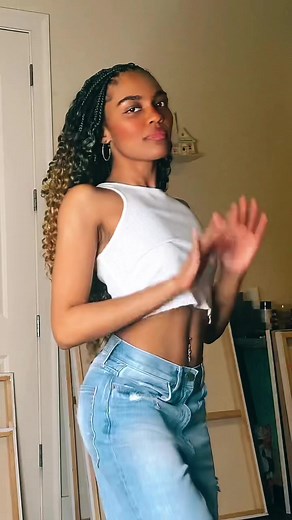 China (@chinamcclain)’s video of ant farm
