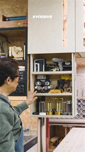 Special storage cabinet that opens vertically