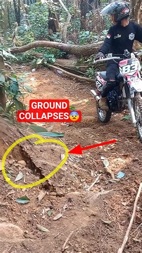 when the ground collapses 😨