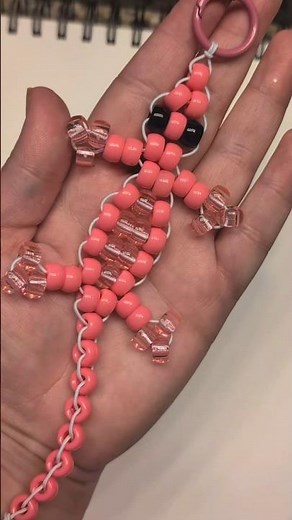 So fun and nostalgic. Let's make a pony bead pet! #craft #diy #gecko #nostalgia #youtubeshorts