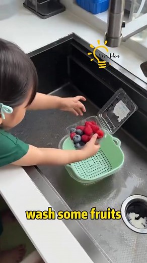 71K views · 1.3K reactions | She's probably more independent and organized than | Mother's Story | Facebook