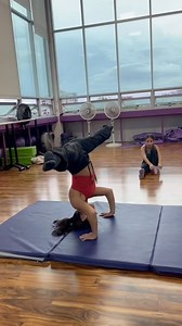 4.1K views · 6 comments | Strong & fearless ⚡️✨ #dance #dancers #tdfdancers #tdf #dancer #tdfbornready #dancefactorygt #dancersofinstagram #morethanadancecrewweareafamily #strenght #balance Parque Las Americas | The Dance Factory | Facebook