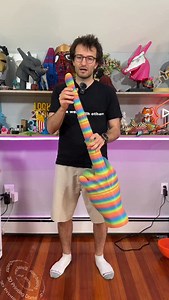 I broke my giant middle finger and here is how to fix it by using a 3D Pen 😂 It was some work 🤪 design by @3dgeex #diy #3dprinting #3dprintingcommunity #finger | 3DPrintingDoctor