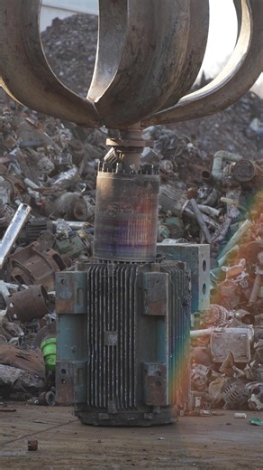 Have you ever seen the inside of an e-motor before? ⚙️ #motor #recycling #europe #copper #belgium