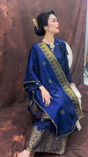 Selembut tiupan seruling anak Melayu. | Cotton Metaphore