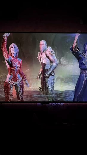 The second part about creating the Reaper's Embrace costume! In this part, we focused on the armor itself working together with the Novo factory. That's why there's a lot of hardcore metal work here ❤️‍🔥 #BG3 #BaldursGate3 #BaldursGate3Cosplay #Laezel #LaezelCosplay