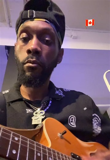 Goldstripes in the Moment on TikTok