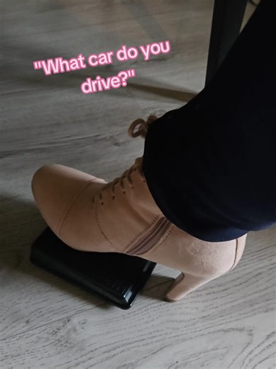 Best Scrunchie Trends for Fashion Lovers