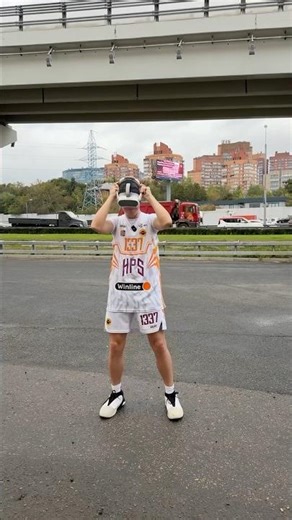 VR headset test 😨😨😨