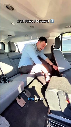 3rd Row Legroom Test in the 2025 Ford Expedition Max | Seats Back VS Seats Forward