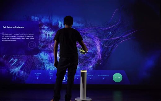 leapmotion手势感应装置#展厅互动#展台互动装置#展台多媒体交互#引流神器#手势感应结合多媒体交互应用#空间设计#人机交互#新型互动装置