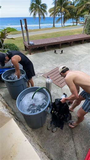 After every dive we are always sure to rinse our gear properly! #fyp #foryou #foryoupage #viral #timelapse #work #scuba #scubadiving #stx #caribbean