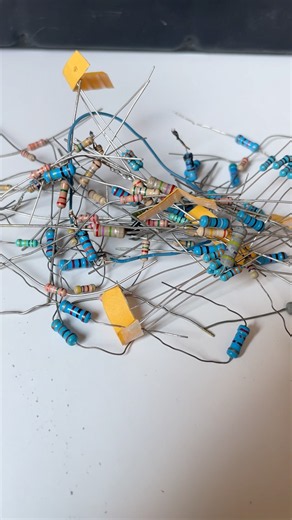 Resistencias #resistors #electronic #mechatronik #school #project