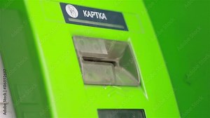 hand insert and remove a credit card from an ATM Stock Video