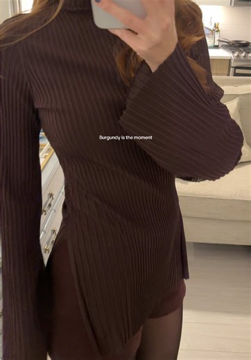 My favorite color head to toe @FWRD @FAITHFULL @ZARA @NET-A-PORTER | Burgundy Colour