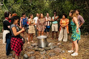“El paseo 7″, la película que revive el tradicional “paseo de olla” colombiano